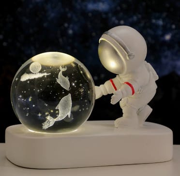 Astronaut Crystal Ball Night Light | LED Luminous Base Table Lamp & Desktop Ornament Gift