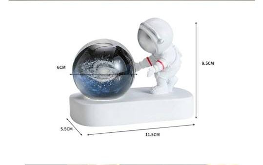 Astronaut Crystal Ball Night Light | LED Luminous Base Table Lamp & Desktop Ornament Gift